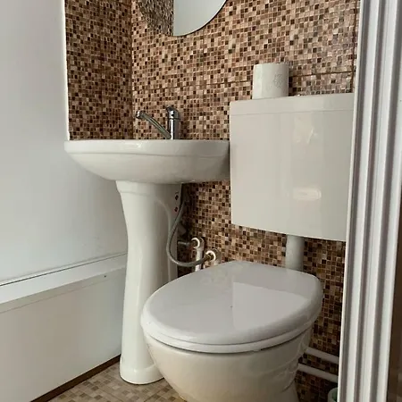 Apartament Zeino Place *